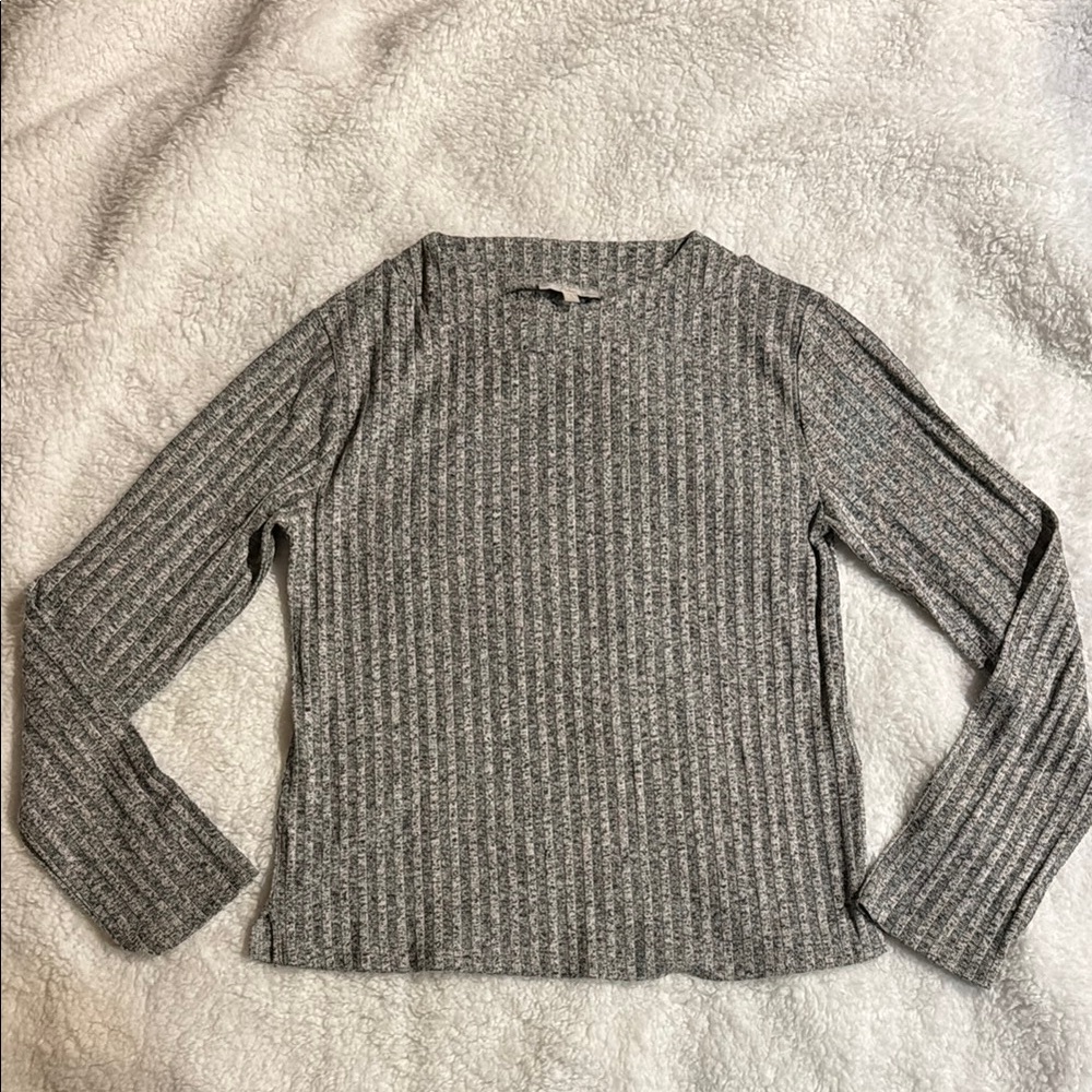 Gray Ribbed Long Sleeve Top